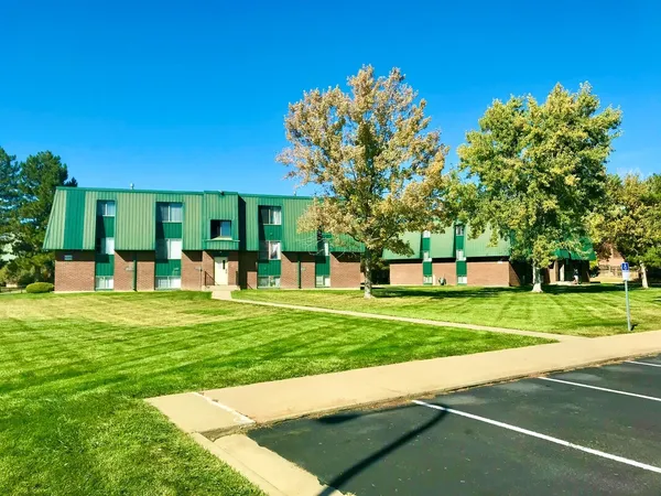 $1,724 | 5345 West 79th Avenue, Westminster, CO 80003