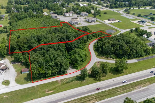 $499,000 | 1130 Pin Oak Drive, Carterville, IL 62918
