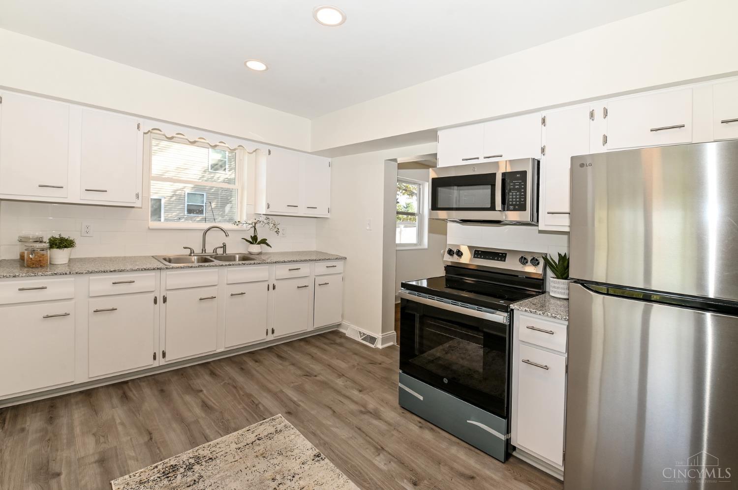 3298 Kleeman Road Cincinnati, OH 45211 - Photo 11 of 40 Gallery Image 11