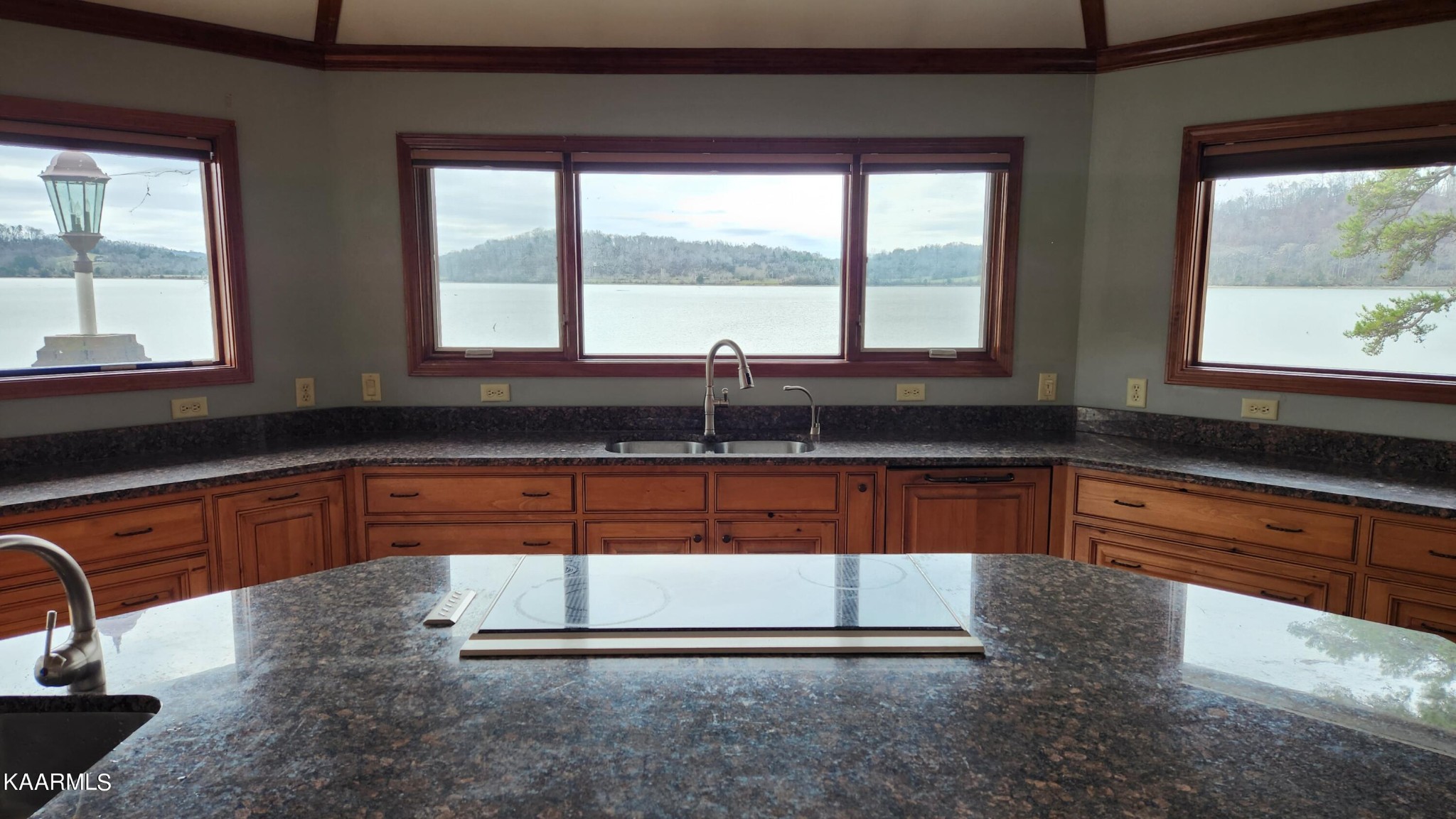 2235 Jones Bend Road Louisville, TN 37777 - Photo 23 of 37 Gallery Image 23