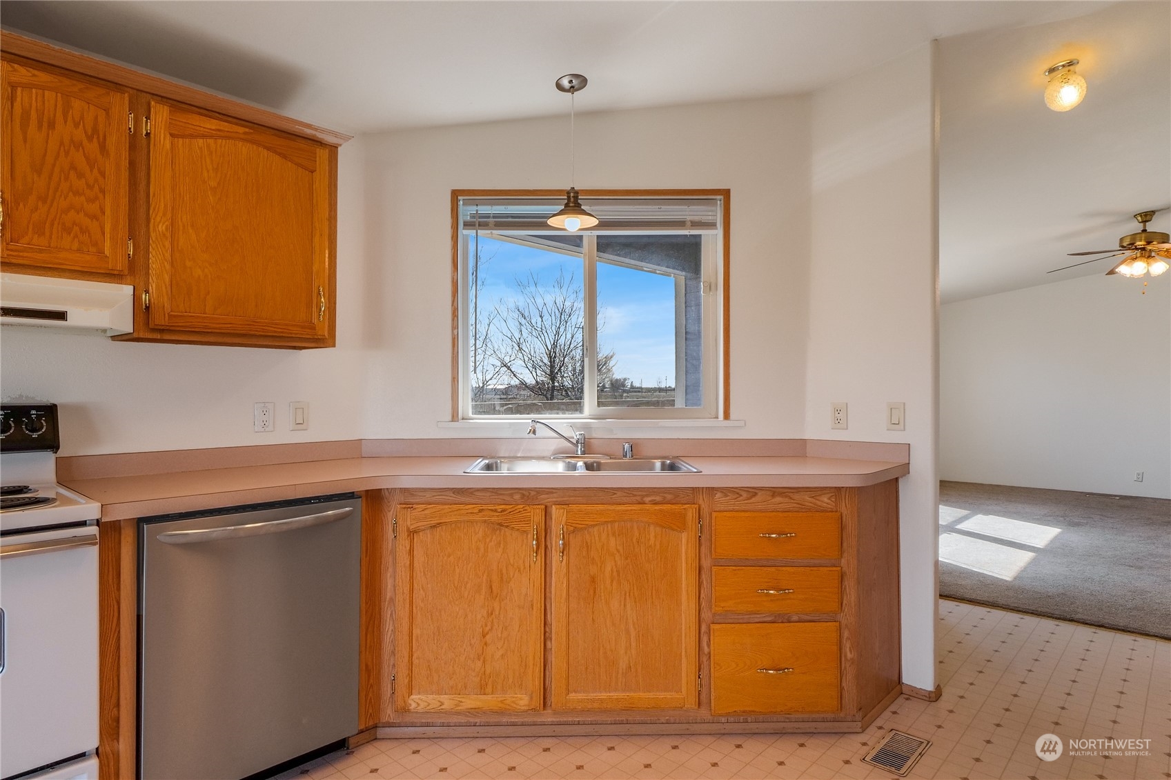 3125 Rd F Northeast Moses Lake, WA 98837 - Photo 16 of 26 Gallery Image 16