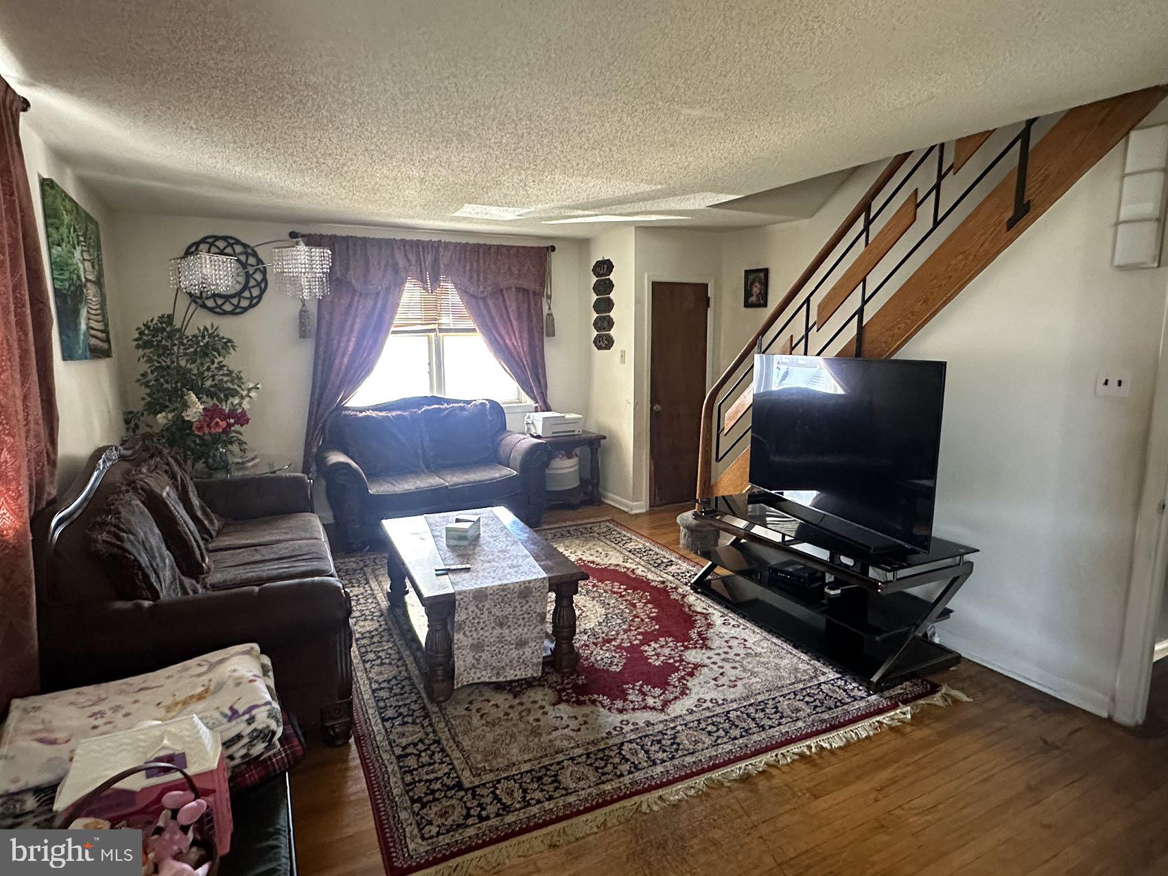 110 Ivy Court Upper Darby, PA 19082 - Photo 6 of 18