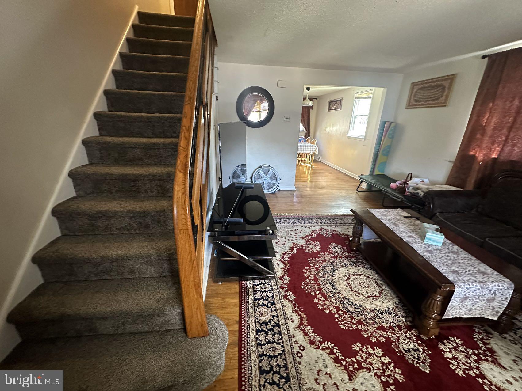 110 Ivy Court Upper Darby, PA 19082 - Photo 9 of 18