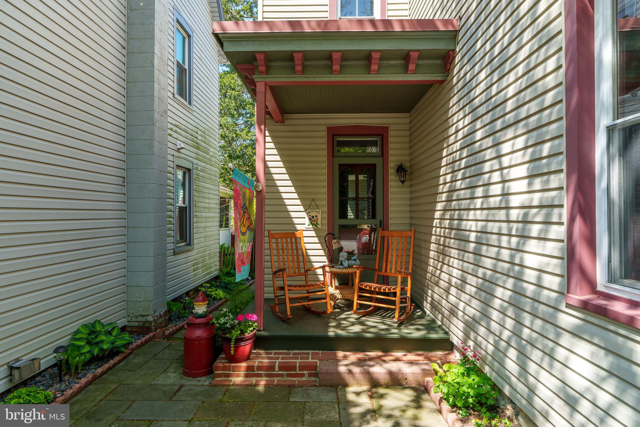 128 South Spruce Street Lititz, PA 17543 - Photo 3 of 50 Cozy front porch, tucked away from the sidewalk