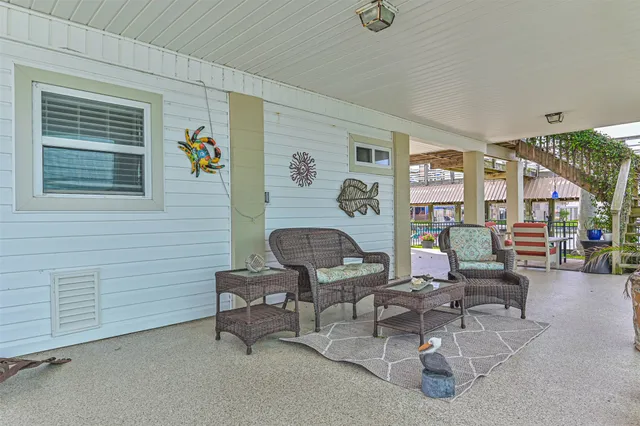 $466,000 | 1309 Blue Heron Drive, Bayou Vista, TX 77563