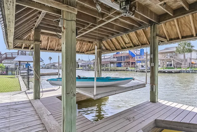 $466,000 | 1309 Blue Heron Drive, Bayou Vista, TX 77563