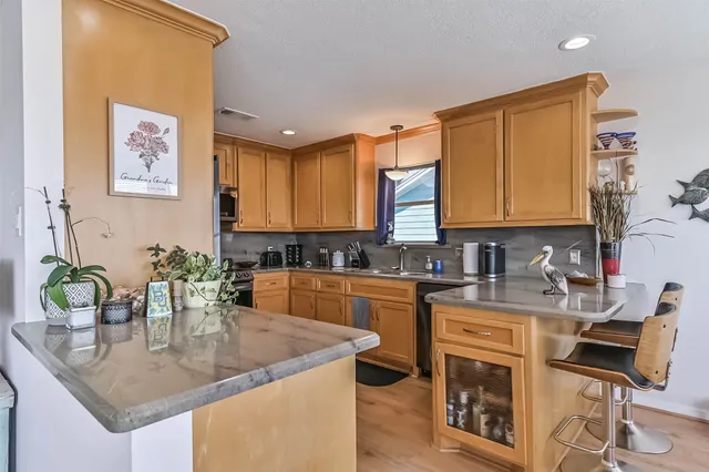 $466,000 | 1309 Blue Heron Drive, Bayou Vista, TX 77563