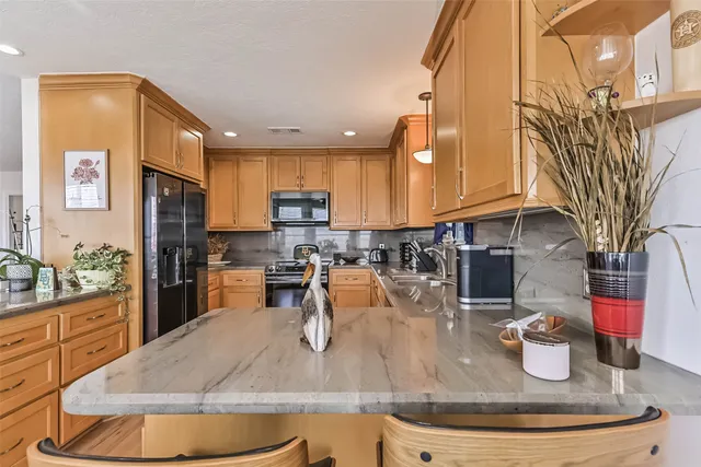 $466,000 | 1309 Blue Heron Drive, Bayou Vista, TX 77563