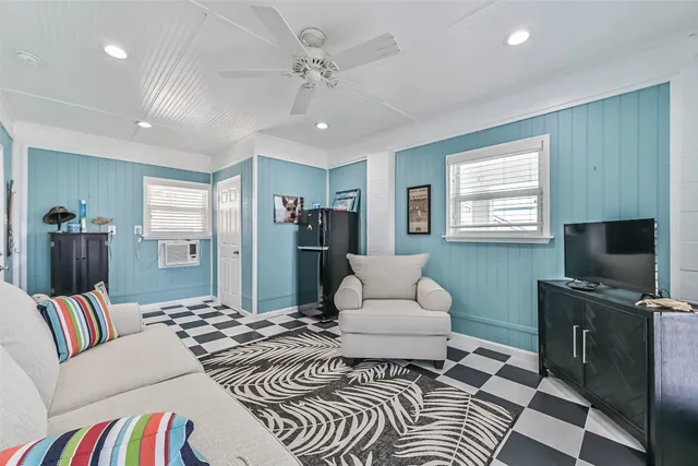 $466,000 | 1309 Blue Heron Drive, Bayou Vista, TX 77563