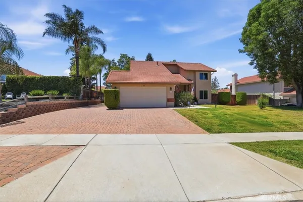 $700,000 | 210 Jesse Way, Redlands, CA 92374