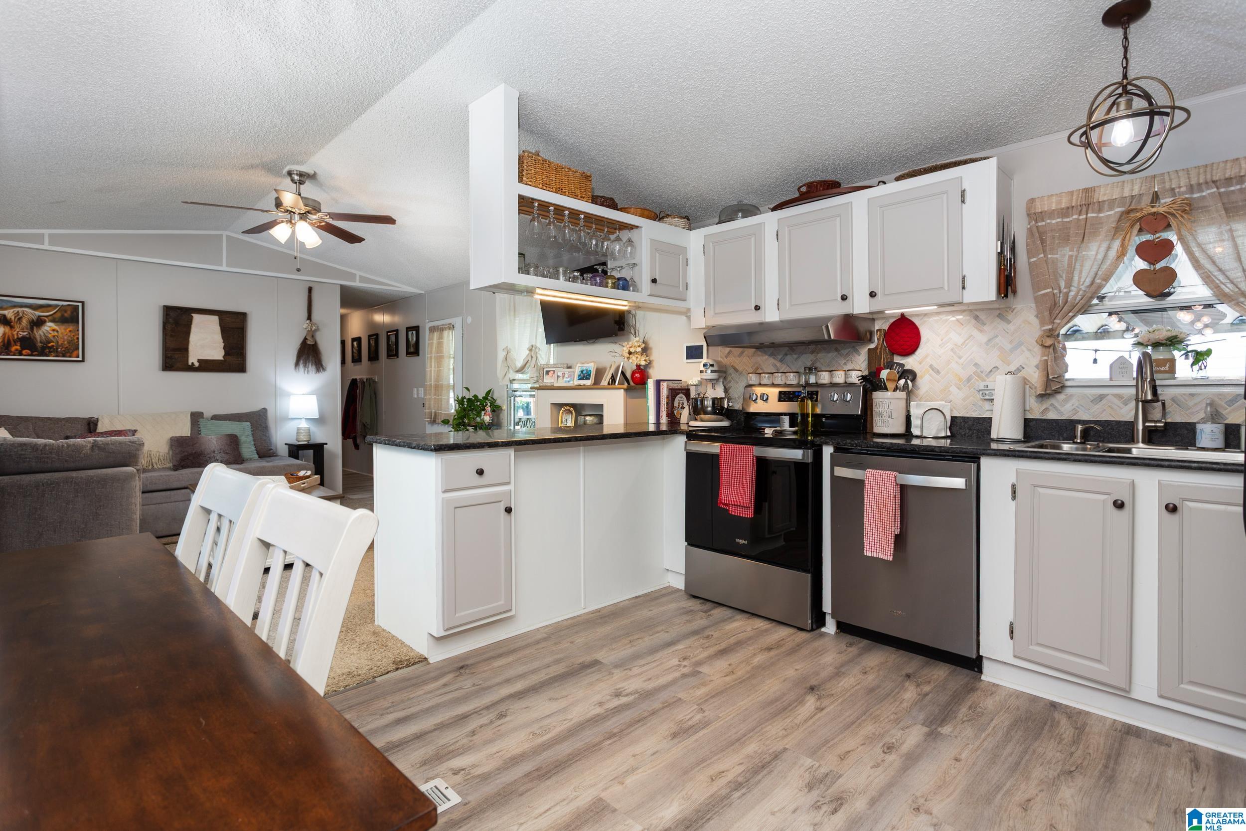 116 Leisure Is Road Vincent, AL 35178 - Photo 9 of 49