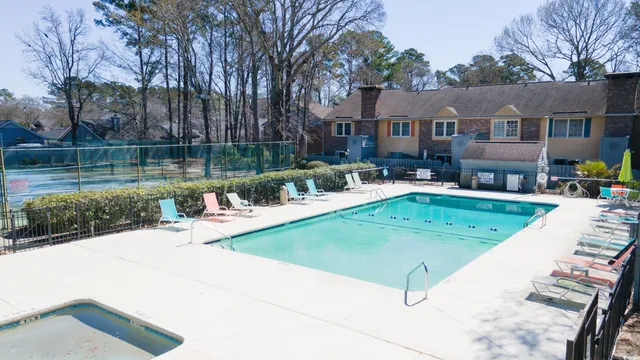 $233,900 | 830 44th Avenue North, Unit S4, Myrtle Beach, SC 29577