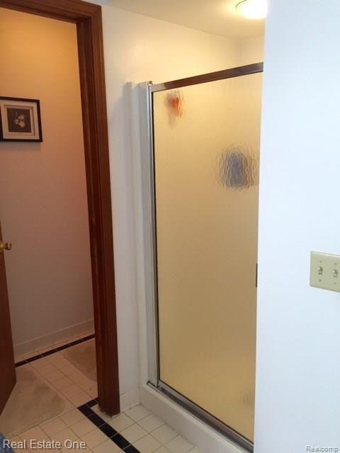 6070 Ormond Road White Lake, MI 48383 - Photo 22 of 36 SEPARATE SHOWER & WATER CLOSET
