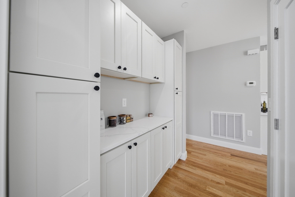 174 Walnut Street, Unit 2 Somerville, MA 02145 - Photo 16 of 32