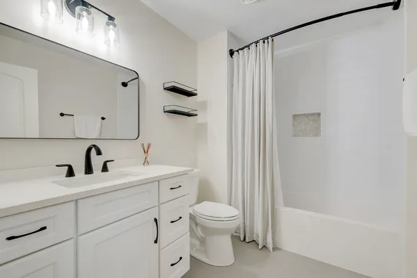 $3,300 | 3252 Cool Springs Court, Naperville, IL 60564