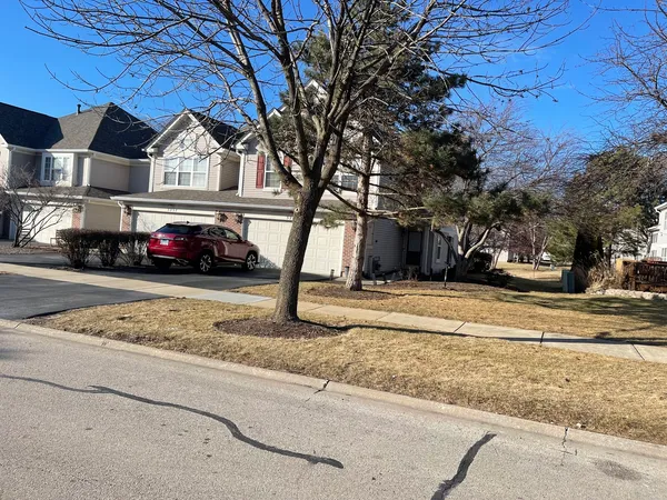 $3,300 | 3252 Cool Springs Court, Naperville, IL 60564