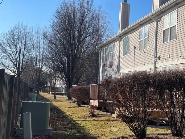 $3,300 | 3252 Cool Springs Court, Naperville, IL 60564