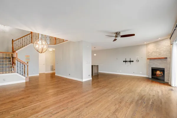 $3,300 | 3252 Cool Springs Court, Naperville, IL 60564