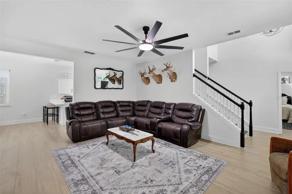 $1,295,000 | 250 North Walker Street, Oakland, FL 34760