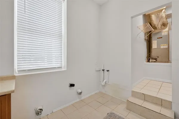 $1,295,000 | 250 North Walker Street, Oakland, FL 34760