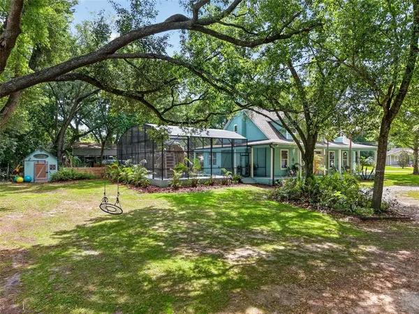 $1,295,000 | 250 North Walker Street, Oakland, FL 34760