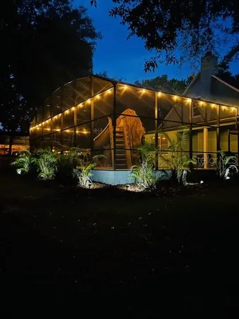 $1,295,000 | 250 North Walker Street, Oakland, FL 34760