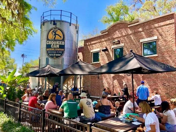 $1,295,000 | 250 North Walker Street, Oakland, FL 34760