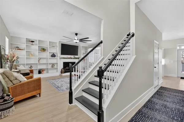 $1,295,000 | 250 North Walker Street, Oakland, FL 34760