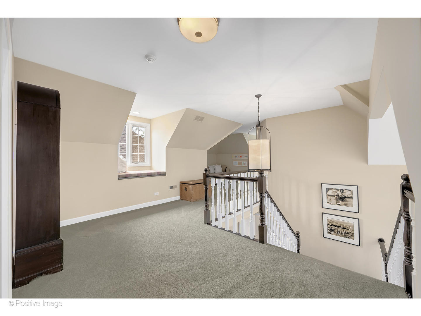 13 Tartan Ridge Road Burr Ridge, IL 60527 - Photo 24 of 37 a view of a hallway with windows