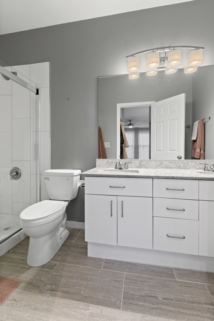 301 West Scott Street, Unit 104 Chicago, IL 60610 - Photo 15 of 20