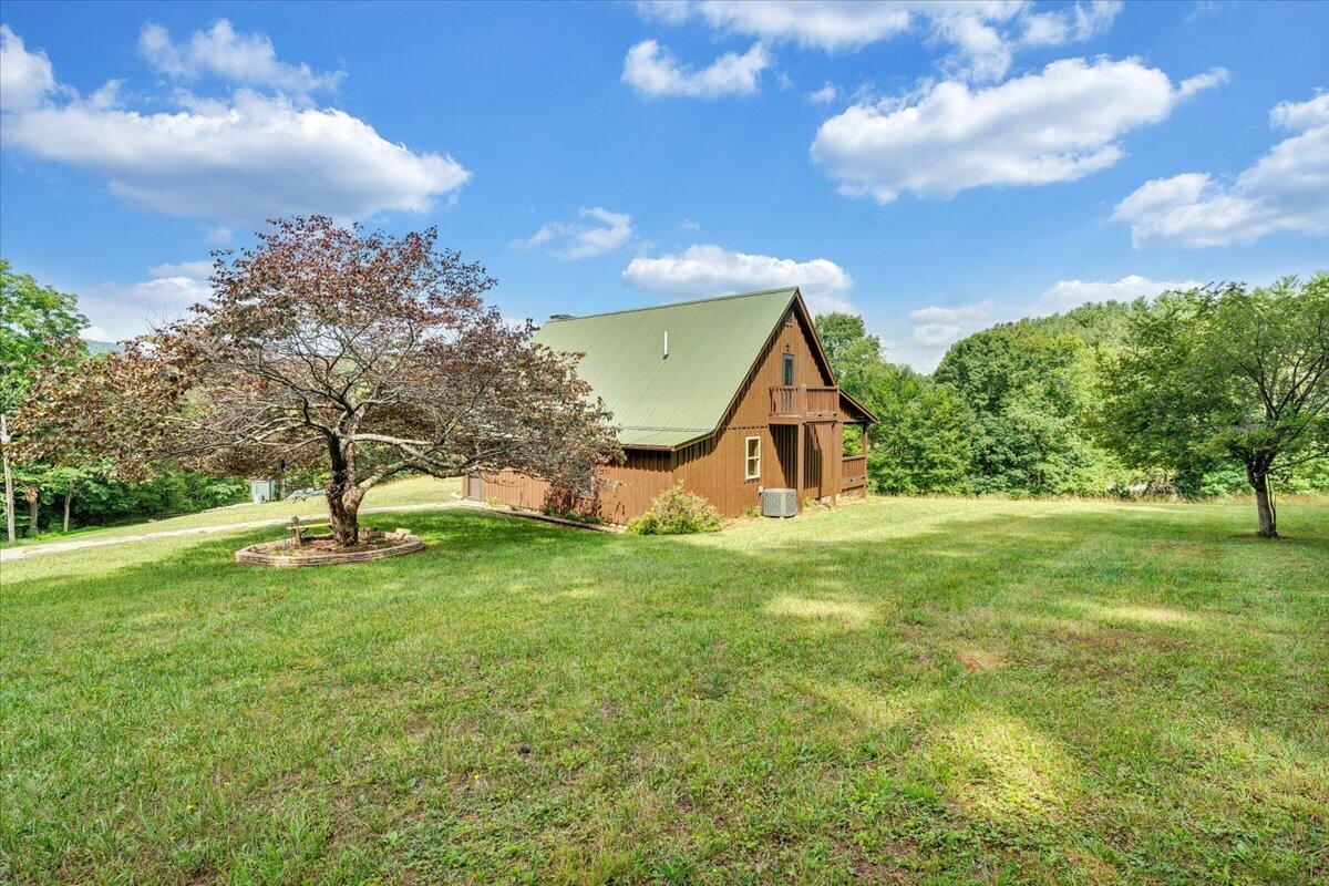 2275 Union School Road Southwest Willis, VA 24380 - Photo 50 of 86 48-MIB00314