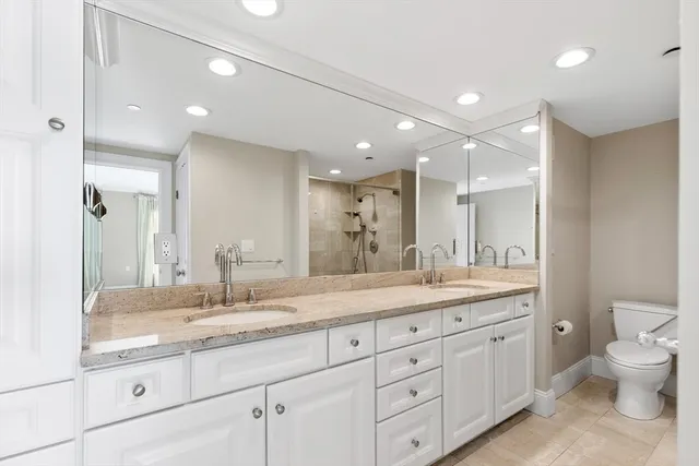 $3,800 | 225 Derby Street, Unit 504, Salem, MA 01970