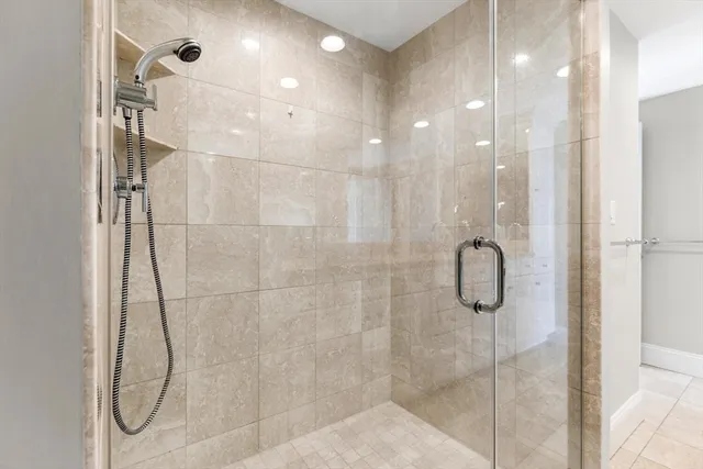 $3,800 | 225 Derby Street, Unit 504, Salem, MA 01970