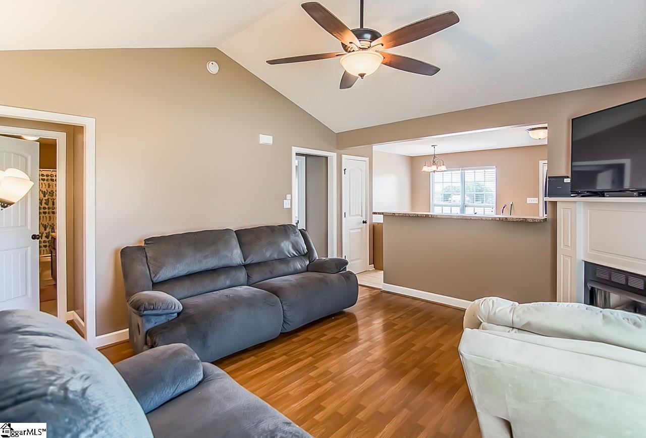 348 South Ivestor Inman, SC 29349 - Photo 5 of 21