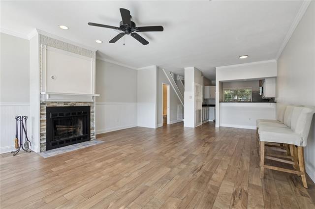 629 Colbert Street, Unit 29 Mandeville, LA 70448 - Photo 4 of 20 Gallery Image 4
