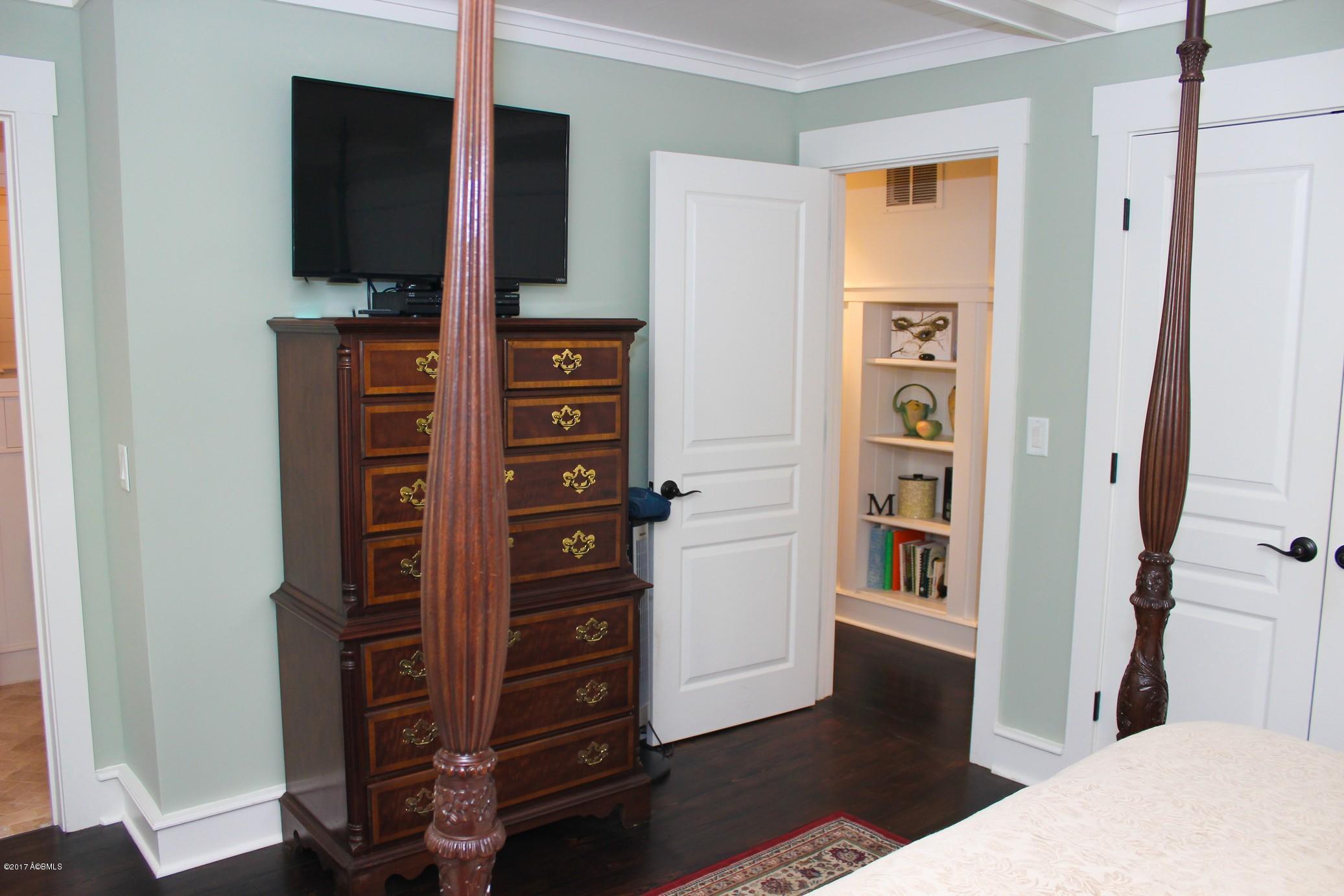 753 Sams Point Road Beaufort, SC 29907 - Photo 12 of 29 Master BR