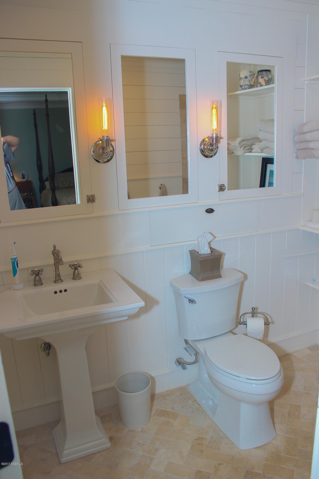 753 Sams Point Road Beaufort, SC 29907 - Photo 13 of 29 Master Bath