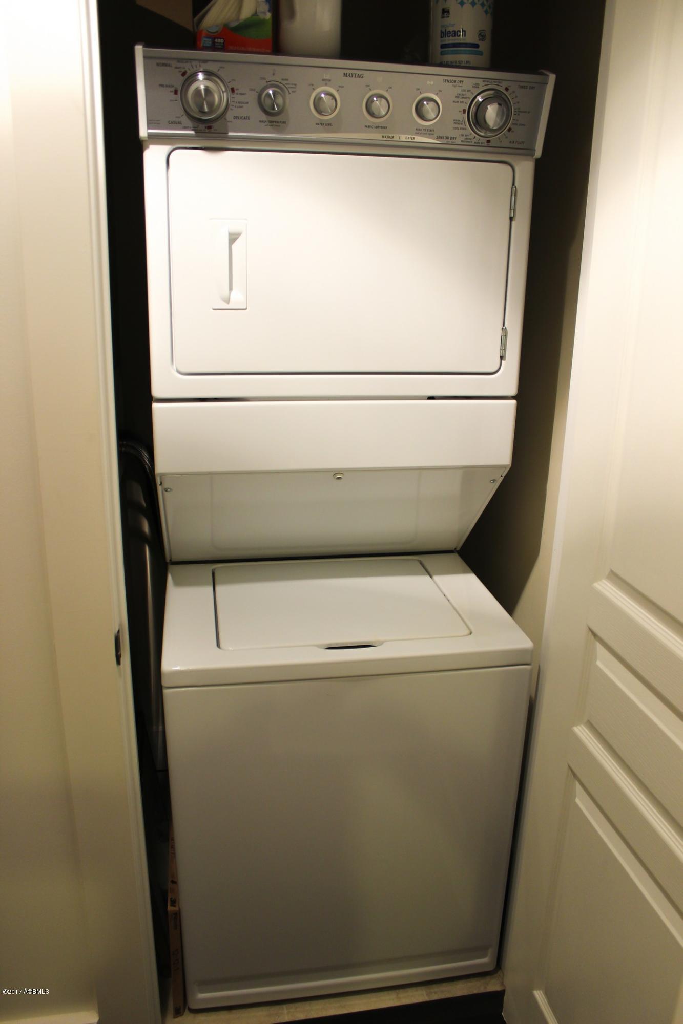 753 Sams Point Road Beaufort, SC 29907 - Photo 20 of 29 Washer Dryer