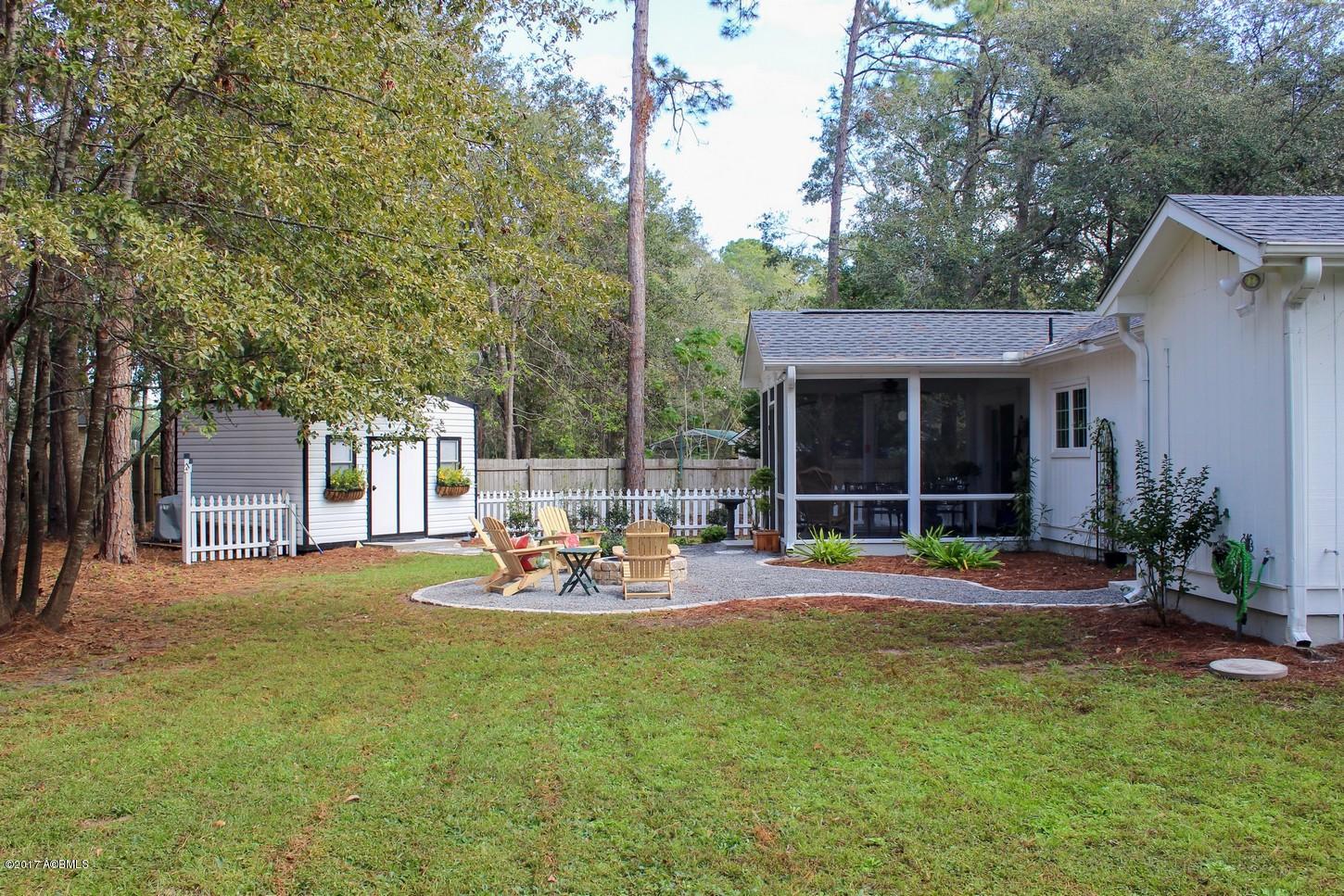 753 Sams Point Road Beaufort, SC 29907 - Photo 24 of 29 House Screen South side