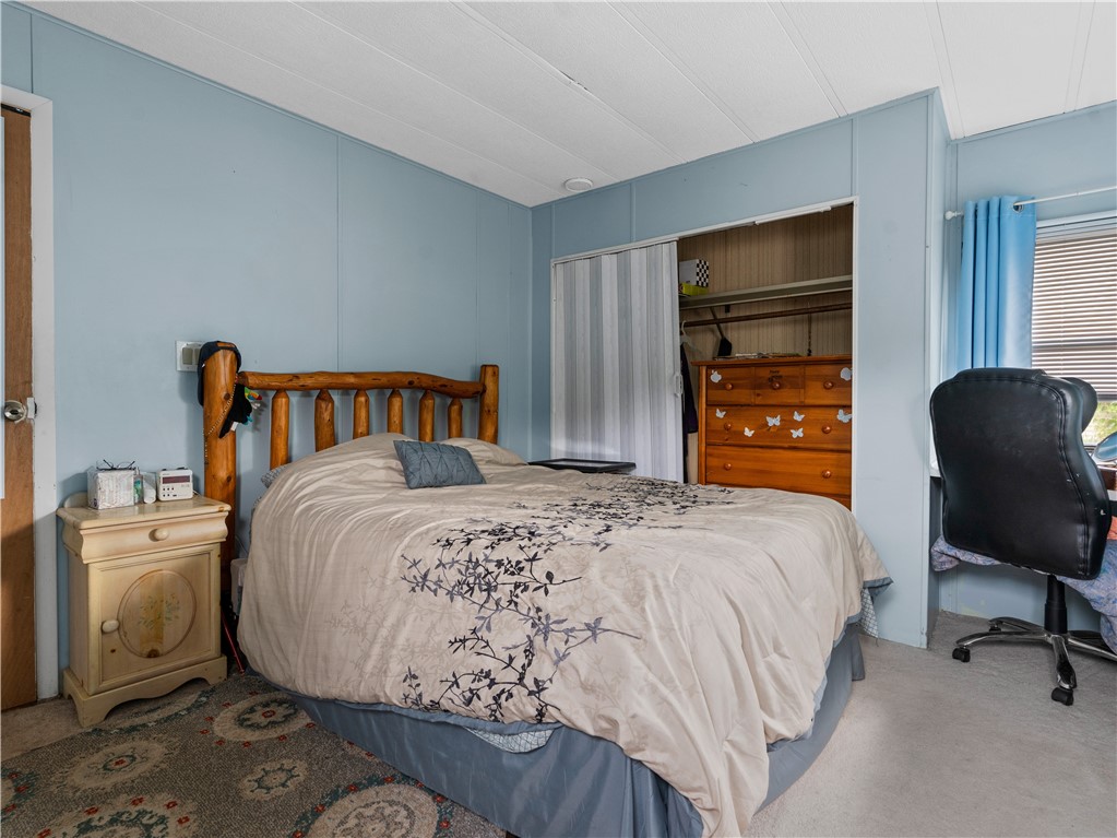 6 Lane East Coventry, RI 02816 - Photo 12 of 16 Gallery Image 12