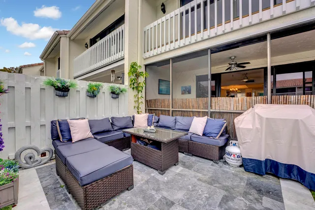 a view of outdoor space yard and patio