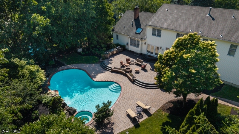 4 Ashley Drive Flanders, NJ 07836 - Photo 7 of 48