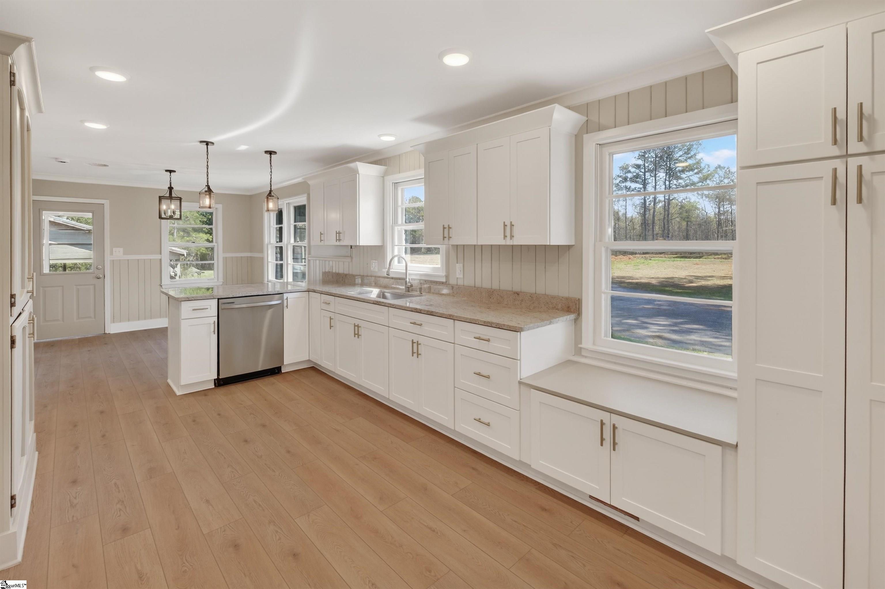 612 Skippers Lodge Road Cross Hill, SC 29332 - Photo 12 of 45