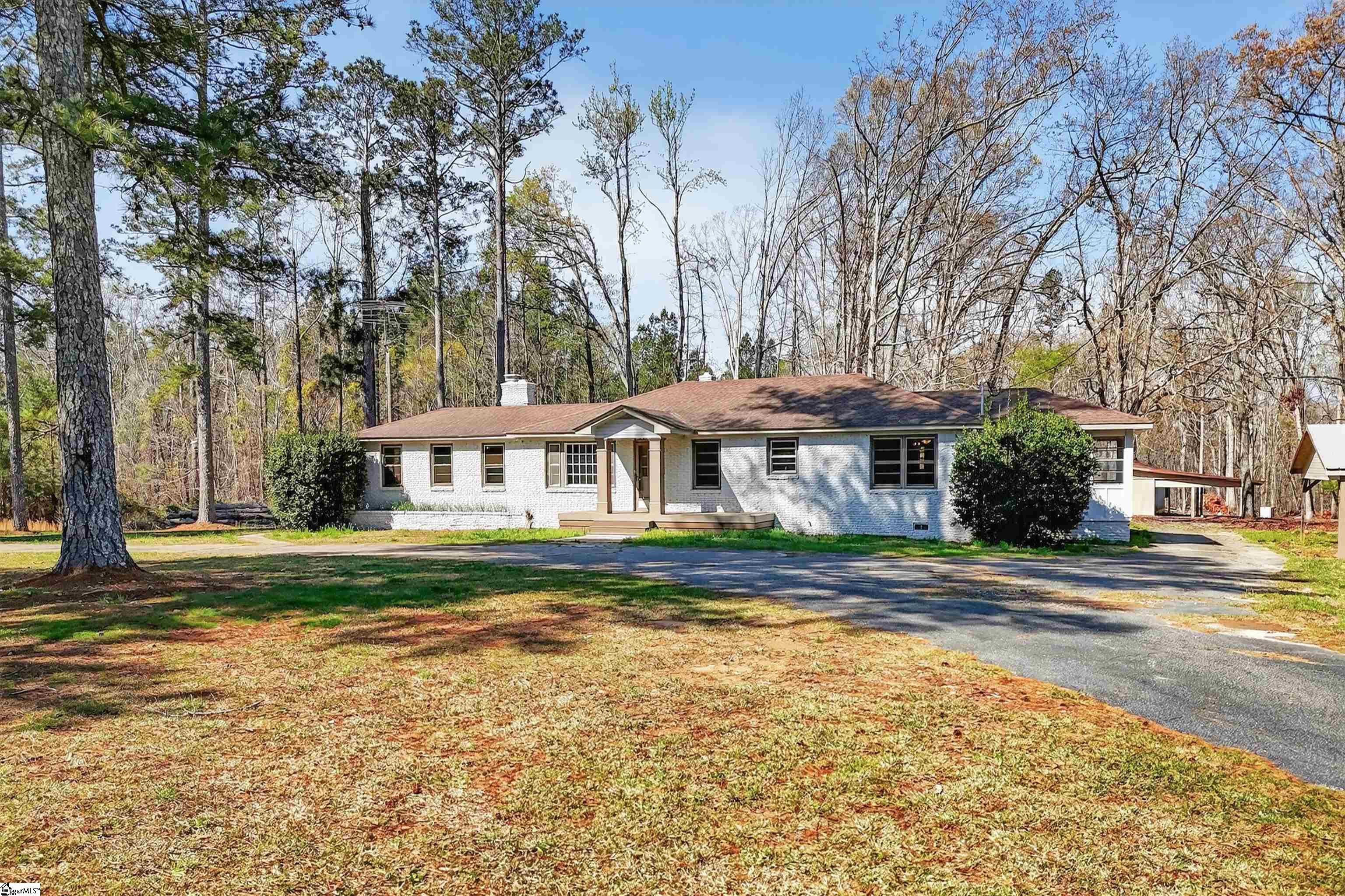 612 Skippers Lodge Road Cross Hill, SC 29332 - Photo 6 of 45