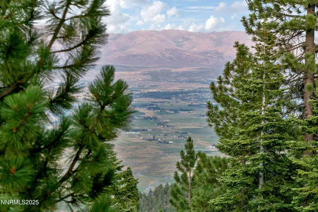 $425,000 | 305 Galaxy Lane, Unit 6, Stateline, NV 89449