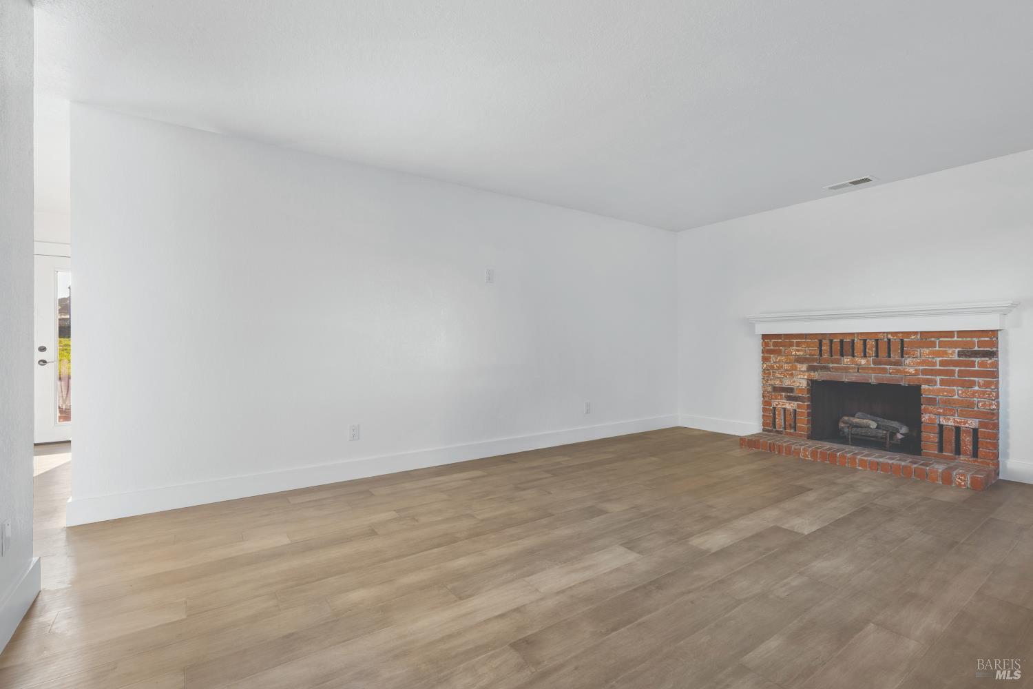 6370 Bloomfield Road Petaluma, CA 94952 - Photo 4 of 41