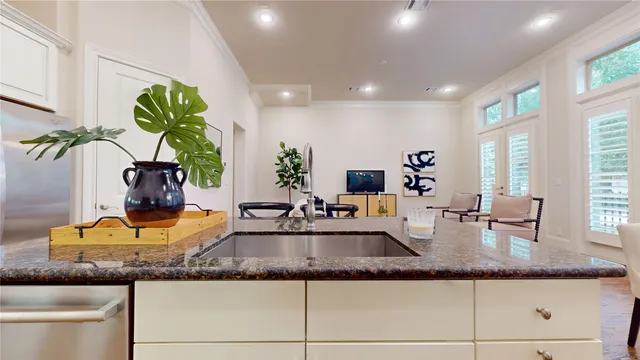 $4,200 | 10920 Wrenwood Manor, Houston, TX 77043