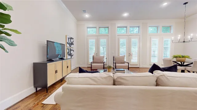 $3,800 | 10920 Wrenwood Manor, Houston, TX 77043