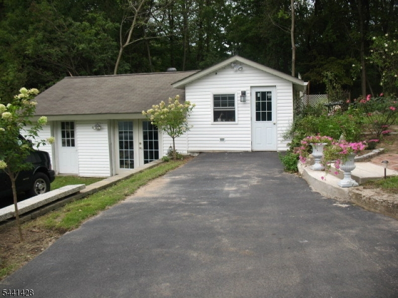 87 Main Street Andover, NJ 07821 - Photo 2 of 3
