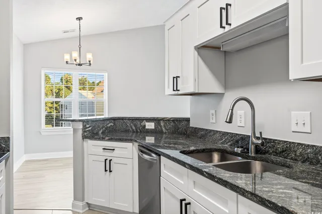 $195,000 | 100 Fountain Pointe Lane, Unit 301, Myrtle Beach, SC 29579